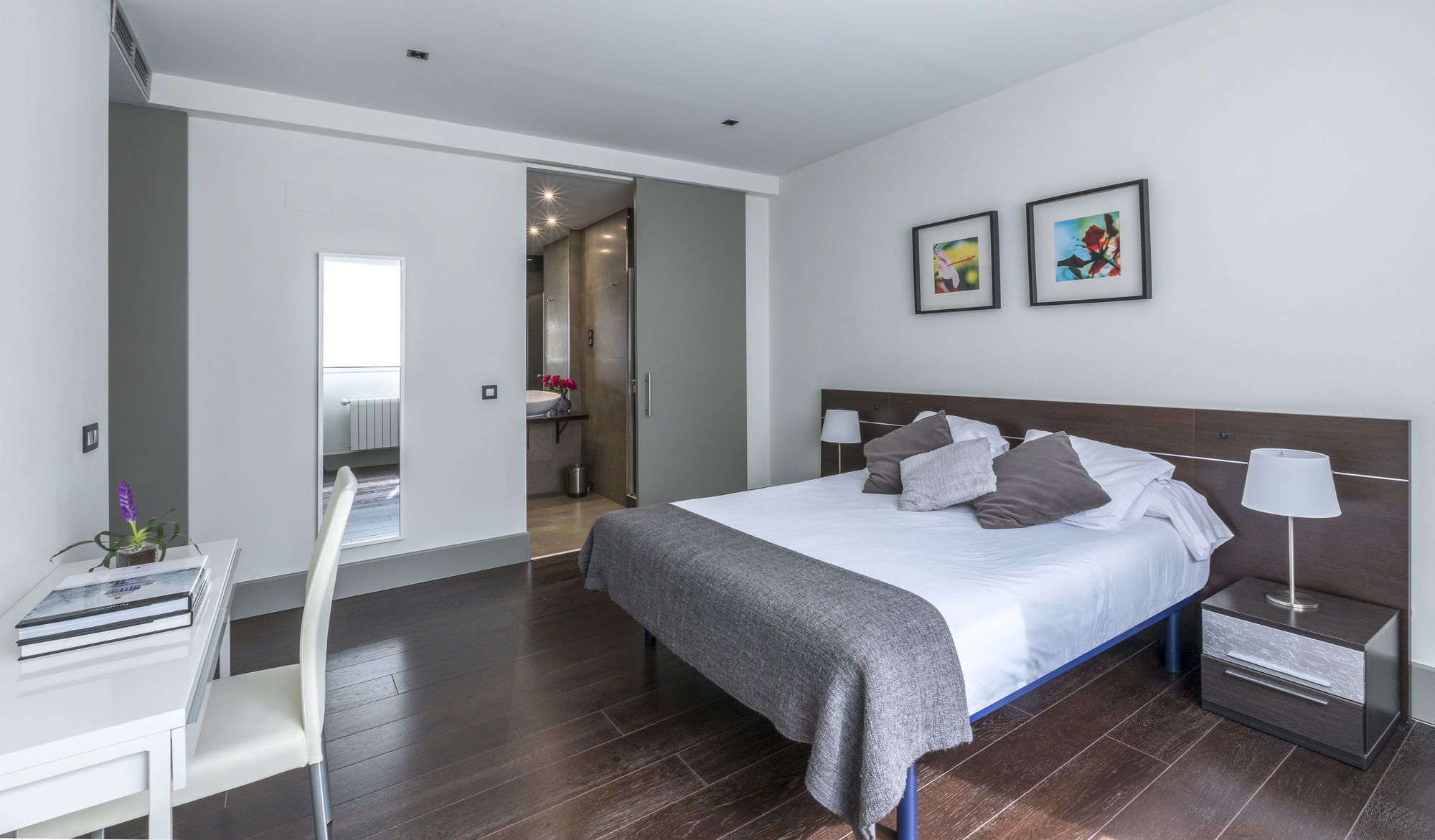 Slow Suites Gran Via Madrid Beltér fotó
